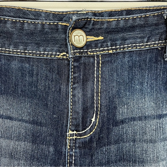 #190 Maurices Bootcut Long Jeans with White Stitching - Picture 4 of 12